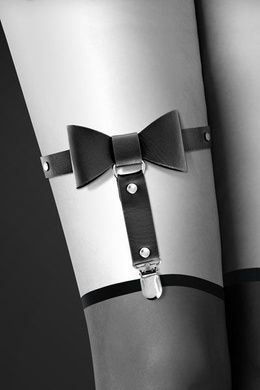 Гартер на ногу Bijoux Pour Toi - WITH BOW Black, сексуальная подвязка с бантиком, экокожа SO2220 фото
